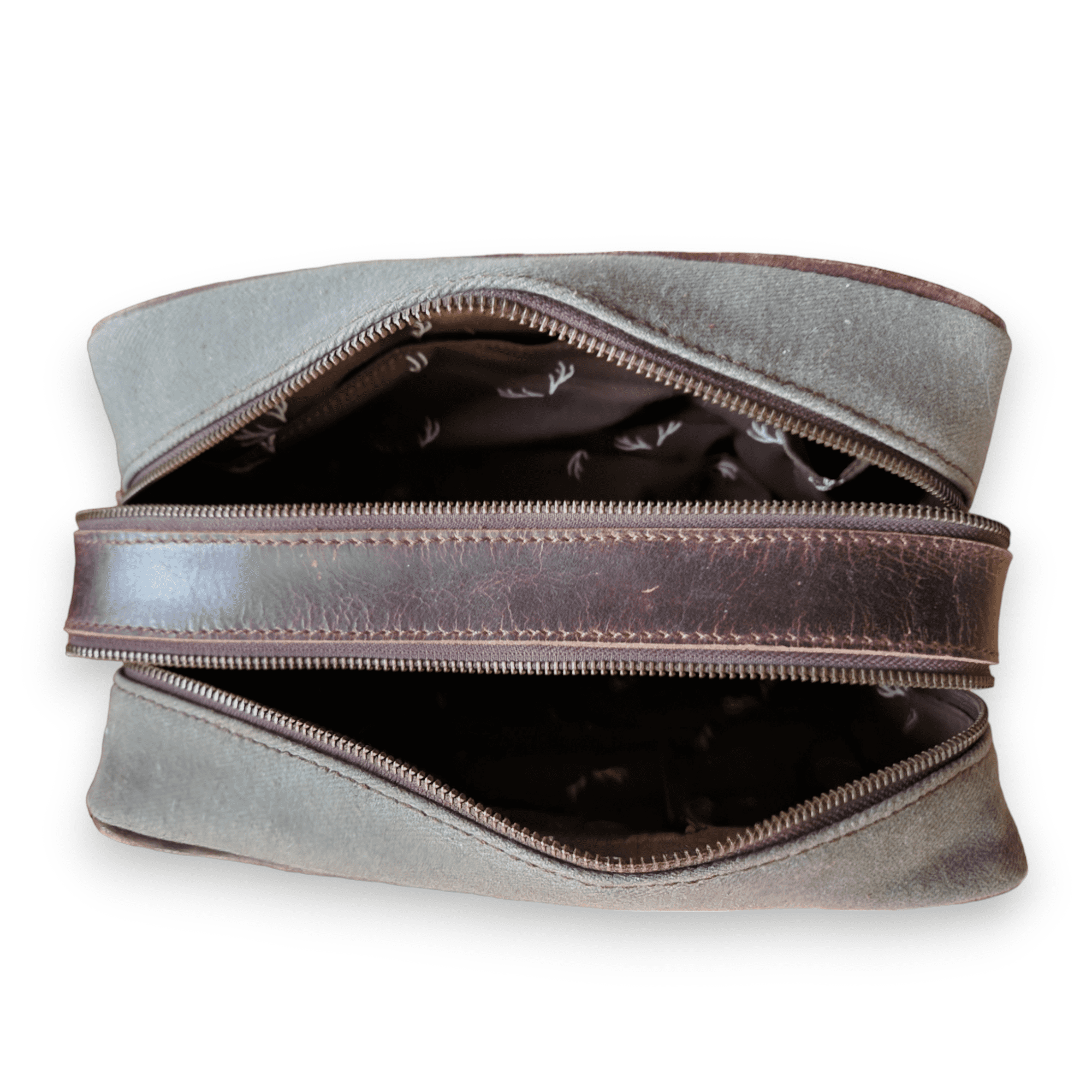 The Canvas/Leather Drifter Large Toiletry Bag: Tan